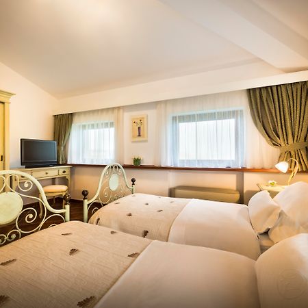 Palazzo Angelica B&B Adults Only Oprtalj Экстерьер фото